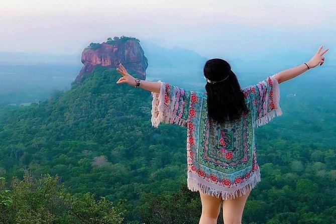 08 - Day Classic Tour with English speaking drive and Private luxury vehicles - Colombo to Sigiriya: a long first day