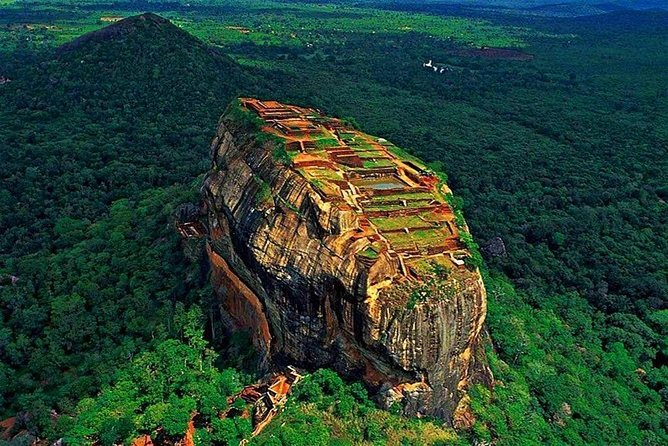 08 Nights in Magical Sri Lanka - Kandy deserves more than a quick pass
