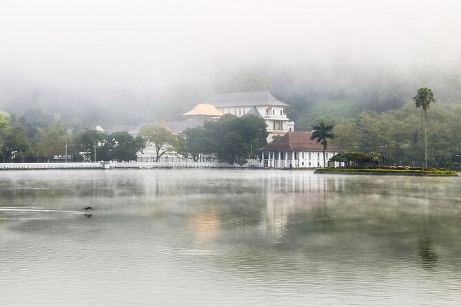 09 Days in Sri lanka - Major Attractions - Day 3: Dambulla and Kandy’s sacred center