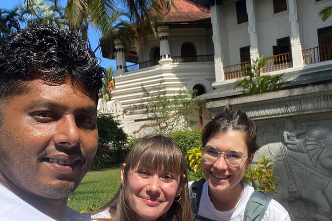 10 Days Sri Lanka Tour with Sujeewa - Ella gives you Sri Lanka’s best-known hill views