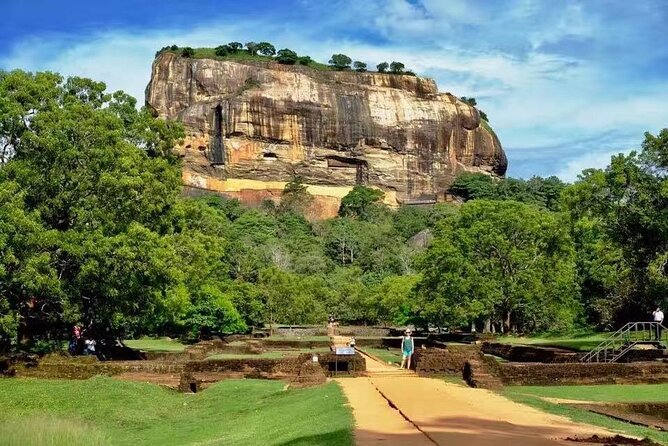 12 Days 11 Nights Experience Nature Culture & Beauty Of Sri Lanka - Day 7: Yala, Buduruwagala, and religious crossroads