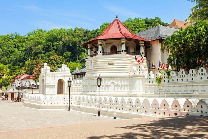 14 Days/ 13 Nights -Sri Lanka Tour on Culture, Wildlife & Beaches - Key points to know before booking