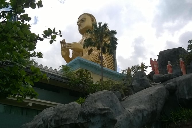 4-Day Essence of Sri Lanka Tour - Afternoon at Sigiriya Rock Fortress