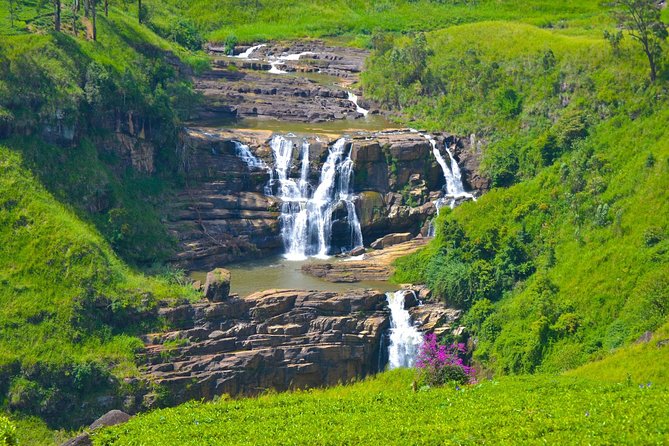 6-Day Sri Lanka Heritage Private Tour - Day 4: Peradeniya, waterfalls, and tea country