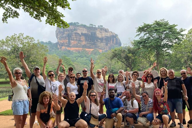 7 Day 6 Night Sri Lanka Culture and Beach Escape - Day 3: Tea country and cool Nuwara Eliya