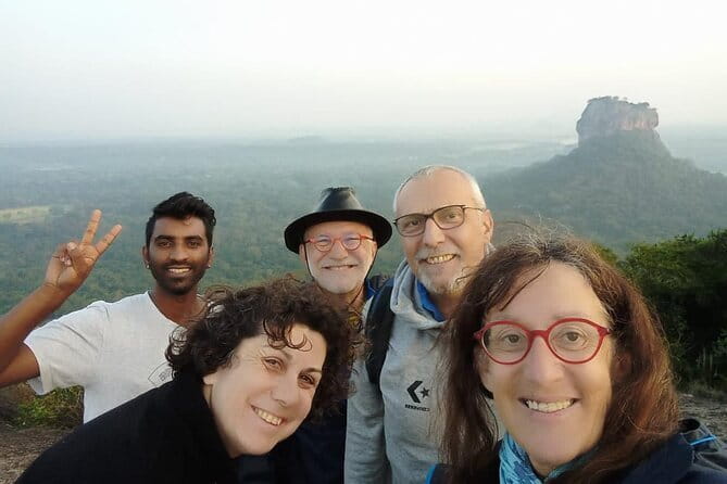 7 Days Sri Lanka Tour Chauffeur Wildlife and Heritage Adventure - Why a private car makes this route work