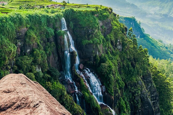 7 Days Tour in Sri Lanka with 4 Star HB Accommodations - Day 2: Sigiriya, village cooking, and Dambulla