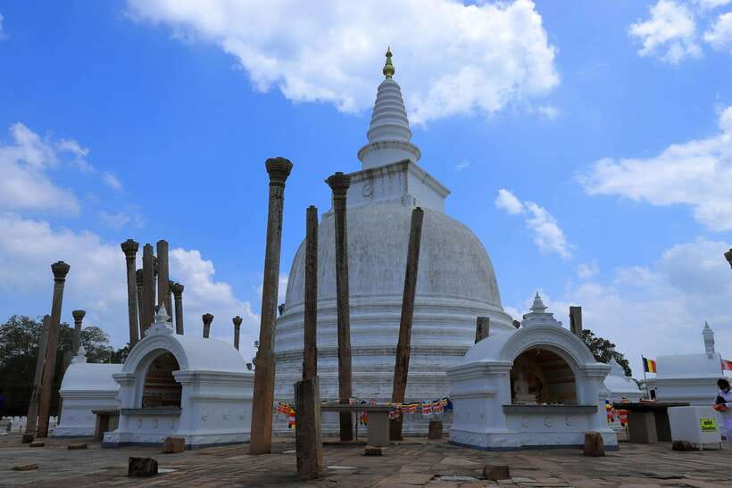 8-Day Sri Lanka Private Round Tour Hotels, Meals, Car, Guide - Day 5: The uncertain but scenic train to Ella