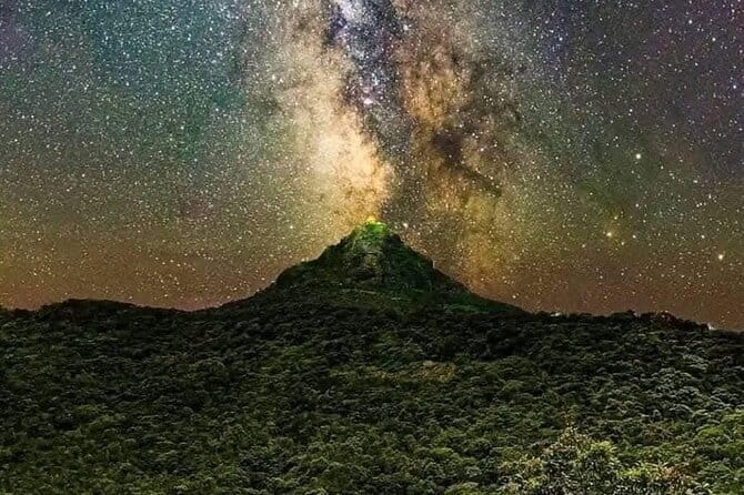 Adam’s Peak Night Hike Experience [One Day & ALL INCLUSIVE] - The first 45 minutes at Maha Saman Dewalaya