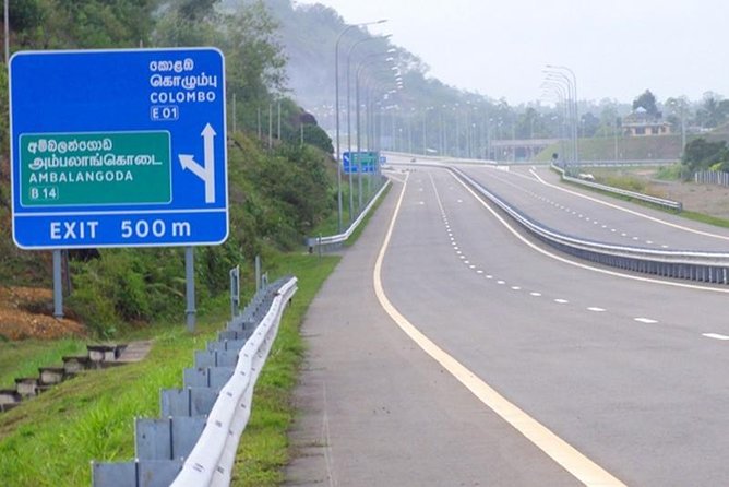 Airport drop From Galle, Hikkaduwa, Mirissa or Unawatuna - The car, luggage, and comfort