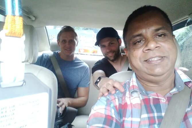 Airport to Negombo Hotel Transfer / Taxi (Airport Transfer) - The main weakness: pickup communication