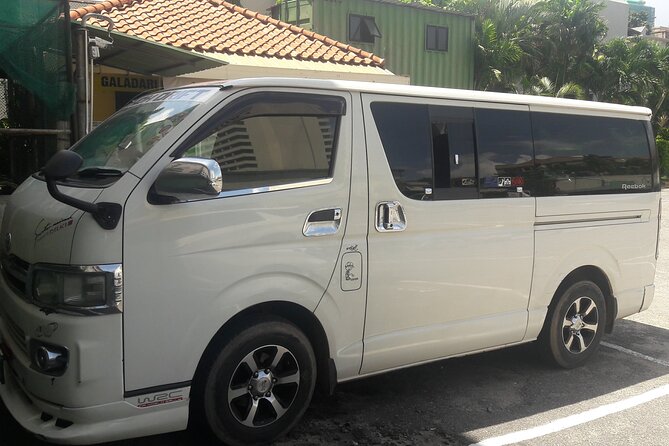 Airport to Negombo Hotel Transfer / Taxi (Airport Transfer) - Booking details worth checking before you fly