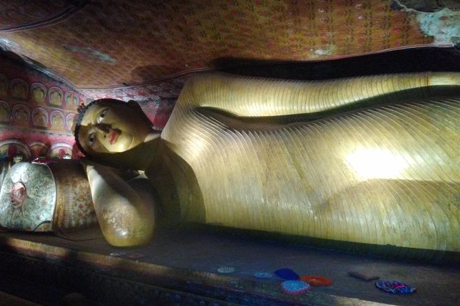 All inclusive Private Day tour Sigiriya, Dambulla & traditional village tour - Sigiriya is the day’s big climb