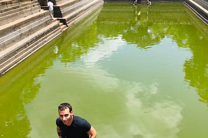 Anuradhapura ancient city tour with Travandgo tours - Samadhi Statue and the Twin Baths