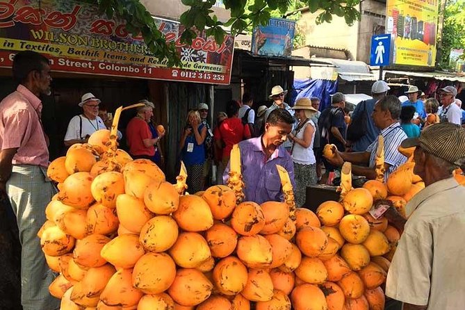 Best of Colombo - Private Guided City Tour - Seeing Colombo’s religious character