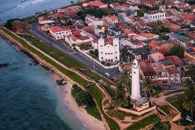 Best Of Sri lanka Tour (06 Days 05 Nights) - Kandy- N.Eliya -Bentota-Colombo - Day three: Little England, temples, and botanical gardens