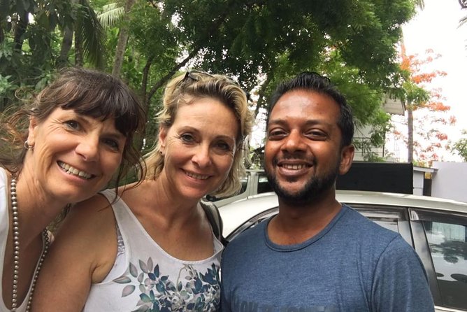 Chauffeur guide and Tour organizer - Why a private chauffeur trip works well in Sri Lanka