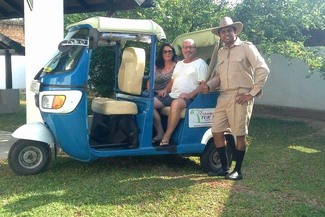 Colombo Bay Tuk Tuk City Tour - Starting at your Colombo hotel