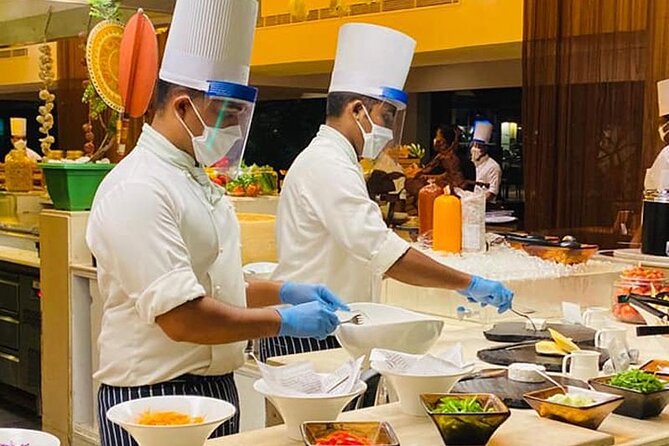 Colombo By Night With Dinner At Taj Samudra Hotel - Why the dinner improves the value