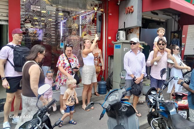 Colombo City Highlights Bus Tour - The Christian Reformed Church adds another layer