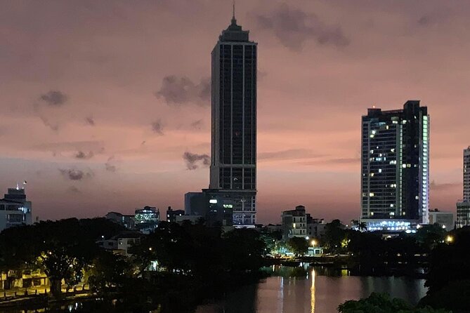 Colombo City Tour - A short walk through Colombo City Centre