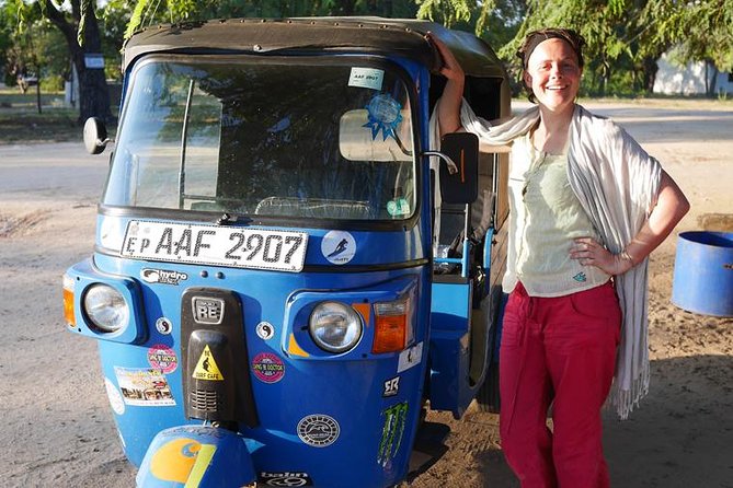 Colombo City Tour By Tuk Tuk - Pettah, Fort Clock Tower, and the working city