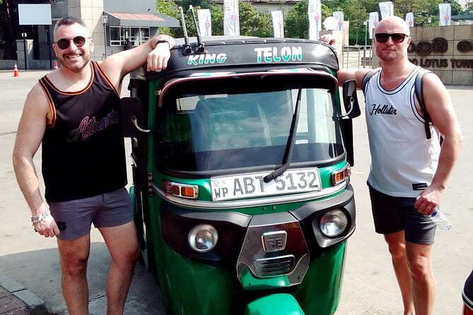 Colombo City Tour By Tuk Tuk (Include Lunch)Morning & Evening - Pettah, the Red Mosque, and the city at street level