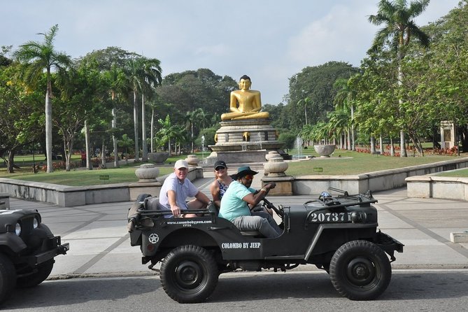 Colombo City Tour by War Jeep - Nelum Pokuna Theatre and the modern city
