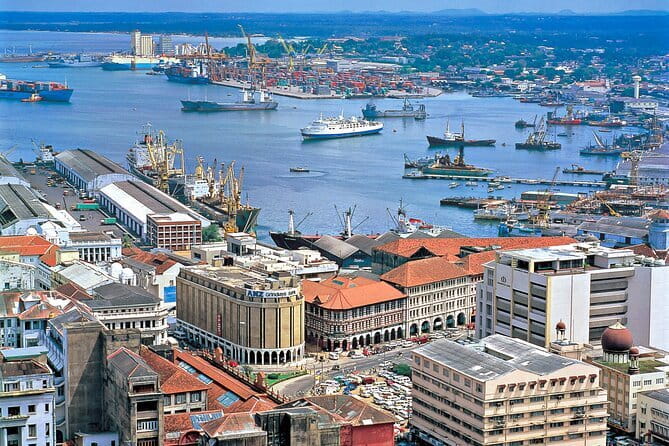 Colombo City Tour | From Colombo Port - Nelum Pokuna shows Colombo’s newer civic face