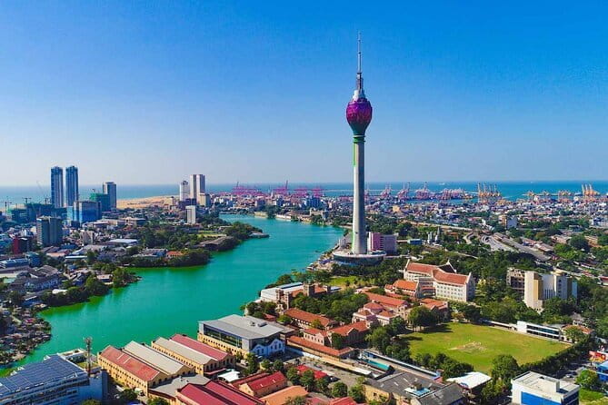 Colombo City Tour | From Colombo Port - Dewatagaha Mosque adds another place of worship