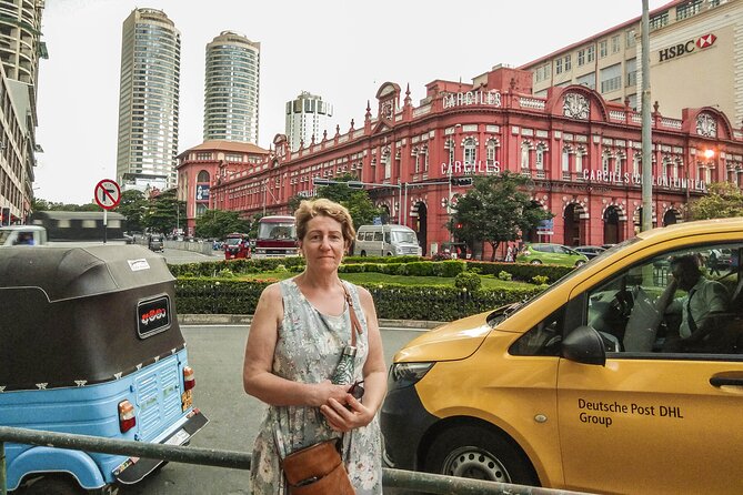 Colombo City Tour from Kalutara - Nelum Pokuna shows a newer Colombo
