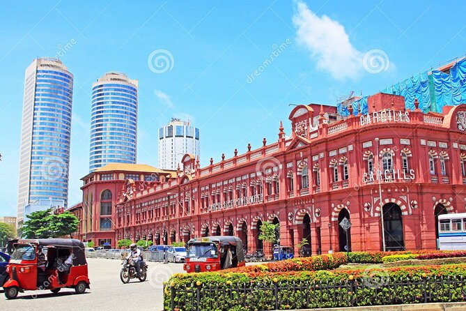 Colombo City Tour With Historical Places ( All Inclusive ) - Starting at the old Lighthouse and Colombo Fort