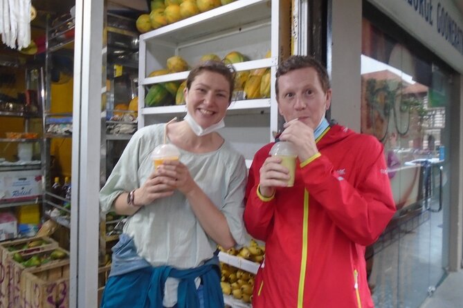 Colombo Express Food Tour with 9 + Tastings - The other tastings can include curry, sambol, fruit, and dessert