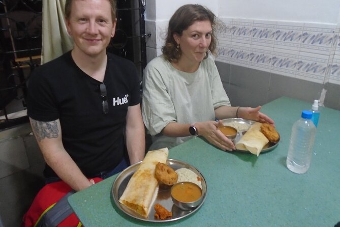 Colombo Express Food Tour with 9 + Tastings - Tea, colonial crops, and a possible sales pitch