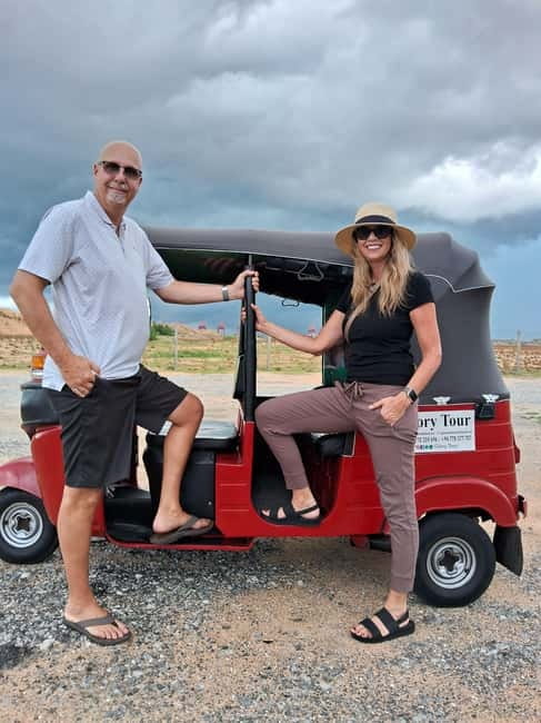 Colombo Heritage &Culture City Tour by Tuk Tuk ALL INCLUSIVE - Colombo by tuk-tuk, with the city in plain view