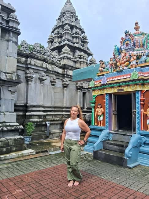 Colombo Heritage &Culture City Tour by Tuk Tuk ALL INCLUSIVE - Lotus Tower gives the route a modern marker