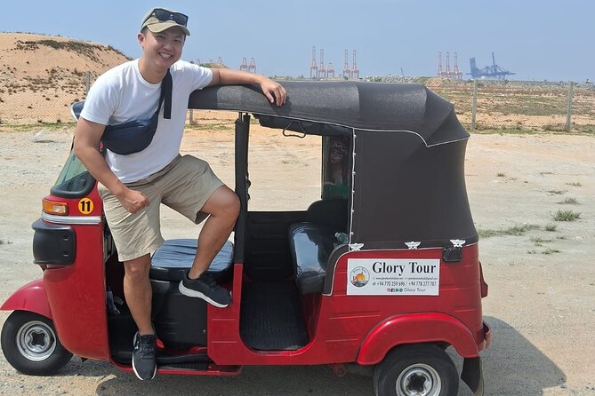 Colombo local Food Tour &City Tour by TukTuk All food Included - Aluthkade: the heart of the food portion