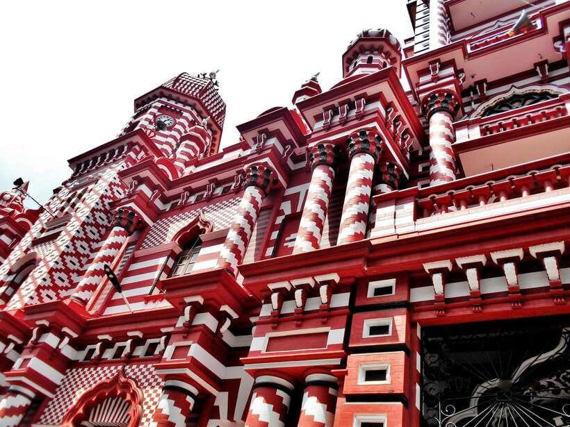 Colombo: One Day Private City Tour With Gangaramaya Temple - A flexible route through Colombo’s different faces