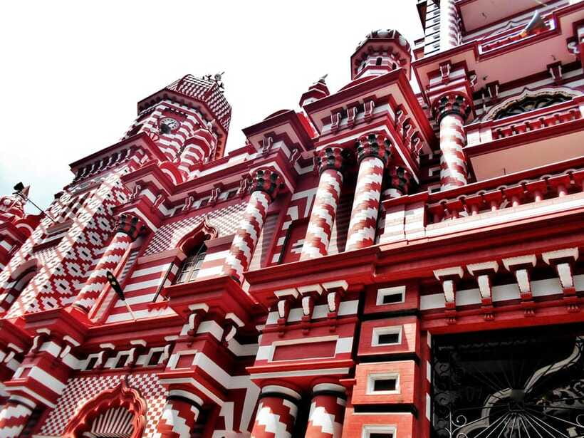 Colombo: One Day Private City Tour With Gangaramaya Temple - Viharamahadevi Park and Colombo’s greener side