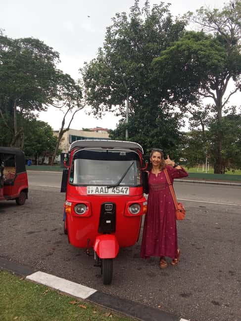 Colombo: Private City Tour by Tuk tuk - All Inclusive - Pettah Market and the Floating Market