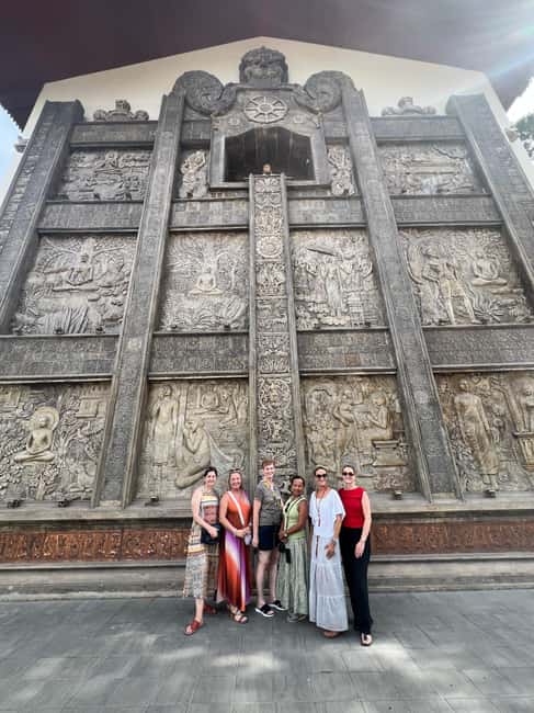 Colombo: Private City Tour by Tuk Tuk with Hotel Pickup - Gangaramaya Temple and Colombo’s religious mix