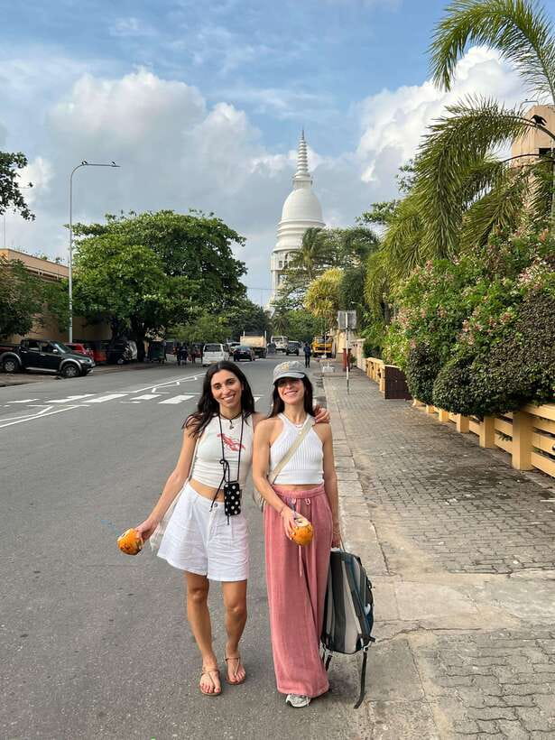 Colombo: Private City Tour with Local Food Tour by Tuk-Tuk - Comfort, safety, and pickup details