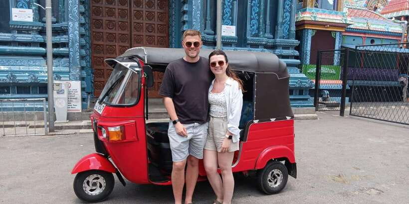 Colombo Private Guided City Tour by Tuk Tuk - All Inclusive - Pettah Market and the Everyday City