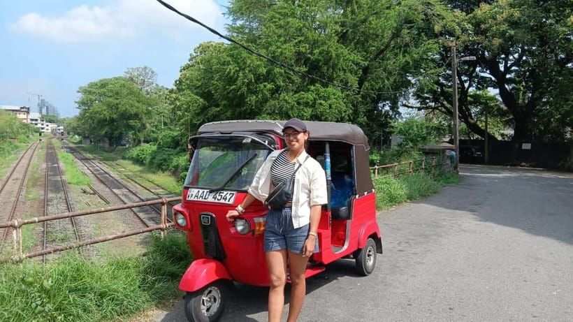 Colombo Private Guided City Tour by Tuk Tuk - All Inclusive - Tea Tasting and the Route’s Small Extra