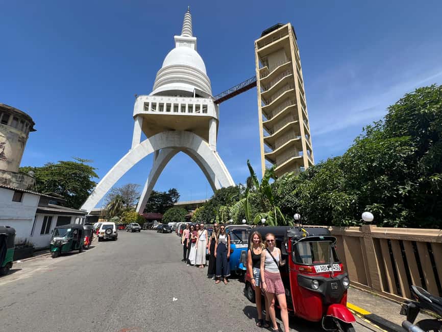 Colombo: Private Tuk-Tuk City Tour with All Entry Fees - Jami Ul-Alfar Mosque and Pettah Market