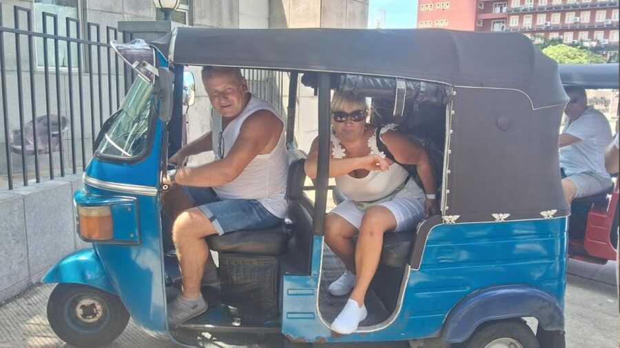 Colombo: Sightseeing Tour by Tuk Tuk Safari - All Inclusive - Pettah Market and the Red Mosque