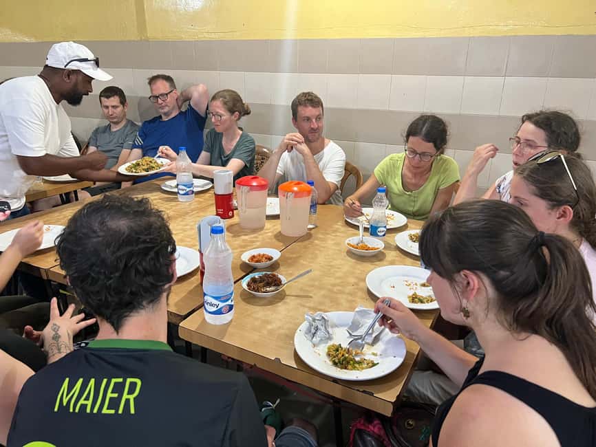 Colombo: Tastiest Local Food Tour by Tuk-Tuk Meals Included - Juice, tea, and a surprisingly serious dessert finish