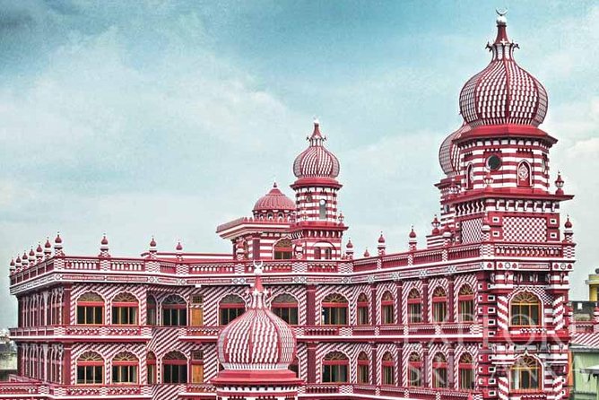 Colombo Walking Tour with Ajeet De Soyza - Colonial buildings with a commercial past