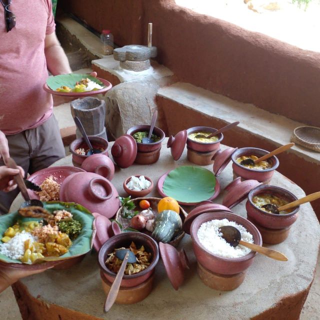 Dambulla: Caves Temple & Traditional Village Tour with Lunch - Lunch gives the village visit its purpose