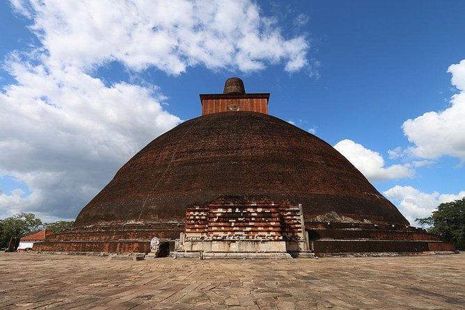 Day Tour Anuradhapura from Kandy by Lux Tours Lanka - Is $125 good value for this day?